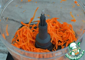 Рулет яичный с сыром и морковью