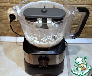 Морковный закусочный рулет