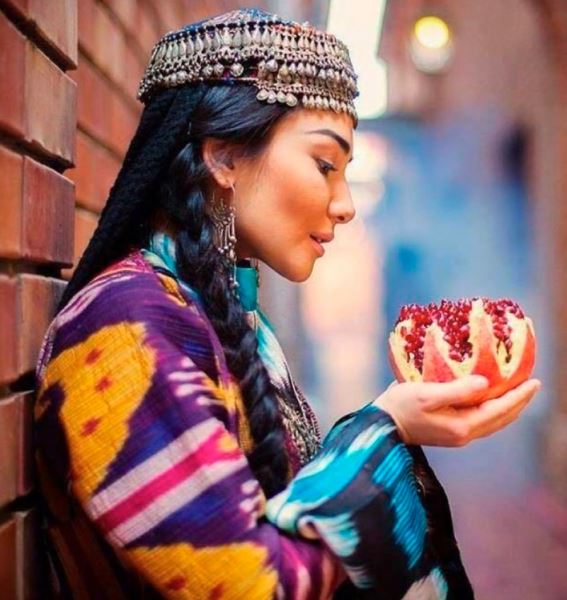 Восточные икатовые ткани в истории и современной моде