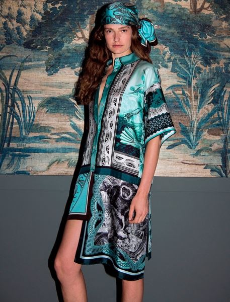 Модная одежда в элегантном будуарном стиле