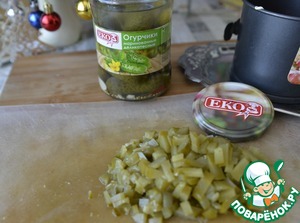 Салат с малосольной форелью "Еловая ветка"