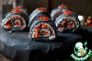 Блинные ролы с сыром и икрой