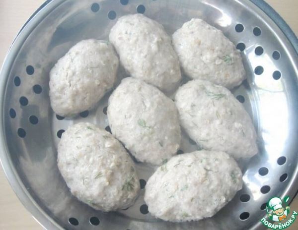 Котлеты из индейки паровые