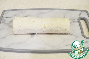 Крабовый салат в лаваше