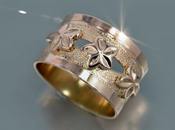 Необычные ювелирные украшения из СССР