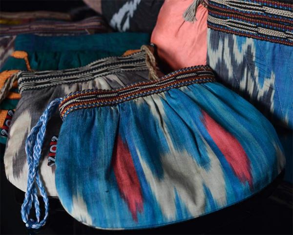 Восточные икатовые ткани в истории и современной моде