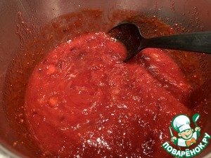 Фрикадельки с клюквенным соусом