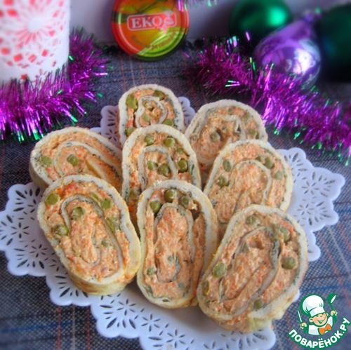 Яичный рулет с селедочной начинкой