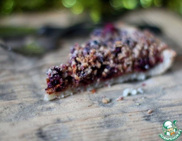 Смородиновый пирог с орехами "Летний привет"