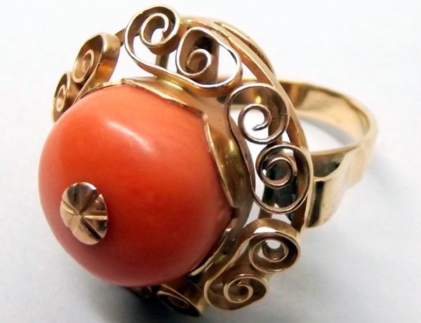 Необычные ювелирные украшения из СССР