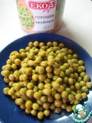 Яичный рулет с селедочной начинкой