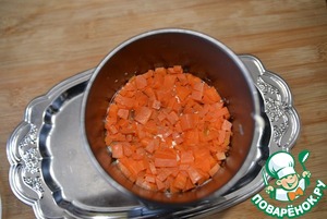 Салат с малосольной форелью "Еловая ветка"