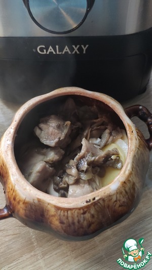 Жаркое в горшочке с пивом