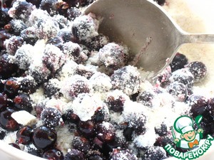 Смородиновый пирог с орехами "Летний привет"