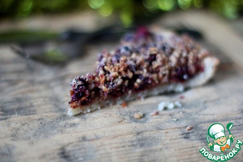 Смородиновый пирог с орехами "Летний привет"