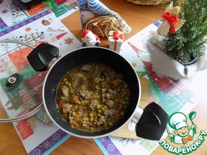 Тушёная печень птицы с зелёным горошком