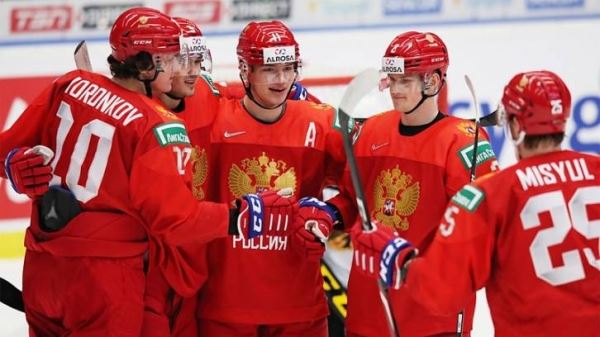 Хоккей U20: Россия - Швейцария 02.01.2020. ОНЛАЙН видео трансляция четвертьфинала молодежного чемпионата мира по хоккею, где смотреть