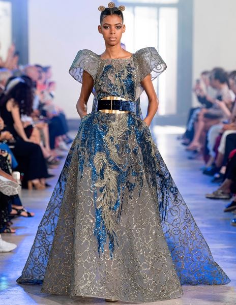 Модное и красивое платье на Новый год 2020