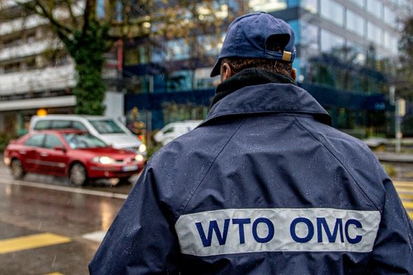 
Китай «взломал» западную систему мировой торговли. Спустя 25 лет США решили ее уничтожить
