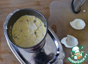 Салат с малосольной форелью "Еловая ветка"