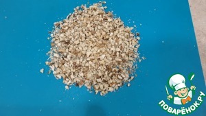 Салат из куриной грудки с грецкими орехами