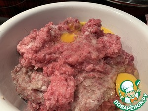 Фрикадельки с клюквенным соусом